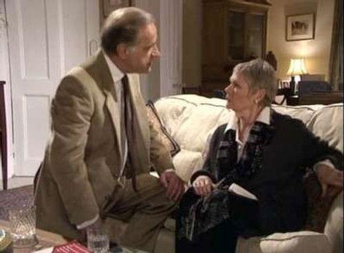 As Time Goes By Season 4 Episode 5 - Welcome News