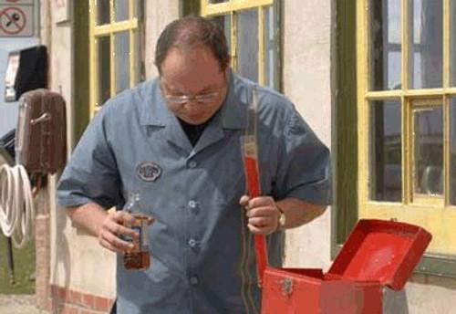 Corner Gas Season 6 Episode 4 - Meat Wave