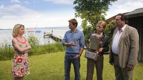 Die Rosenheim-Cops Season 10 Episode 21 - Alles Schwindel