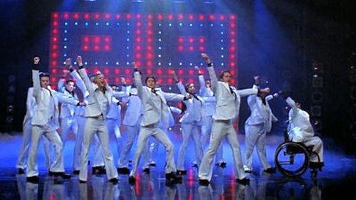 undefined Season 3 Episode 16 - Saturday Night Glee-ver