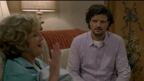 Bob Hearts Abishola Season 2 Episode 2 - Paris is for Lovers, Not Mothers