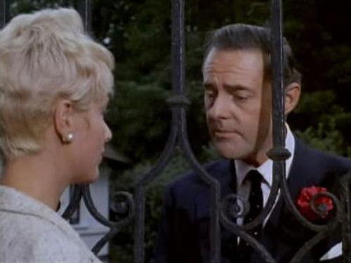 Man in a Suitcase Season 1 Episode 25 - The Property of a Gentleman