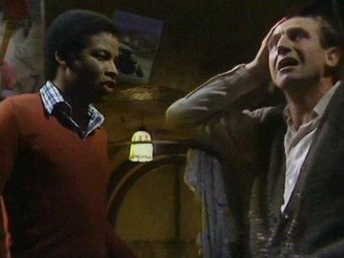 Rising Damp Season 2 Episode 7 - Things That Go Bump in the Night