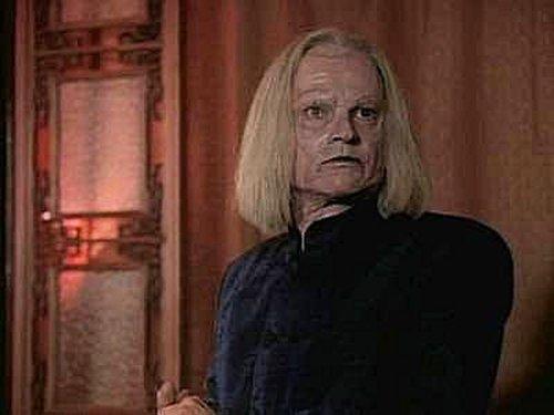 Sliders Season 2 Episode 1 - Into the Mystic