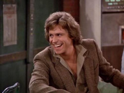 Taxi Season 4 Episode 12 - Bobby Doesn't Live Here Anymore