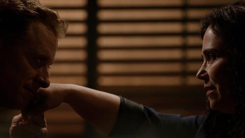 Resident Alien Season 2 Episode 3 - Girls' Night