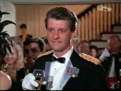 Scarecrow and Mrs. King Season 4 Episode 19 - All That Glitters