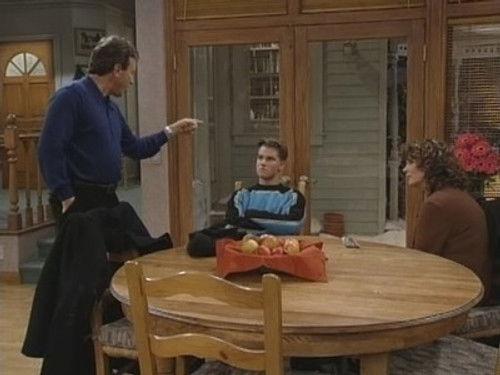 undefined Season 7 Episode 16 - What a Drag