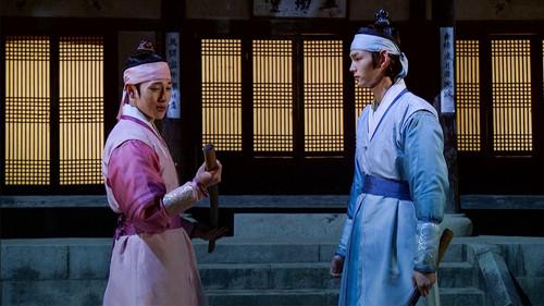 The Moon Embracing the Sun Season 1 Episode 2 - Two Moons and a Sun