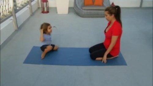 Kourtney and Khloé Take Miami Season 3 Episode 3 - Lez-B-Honest