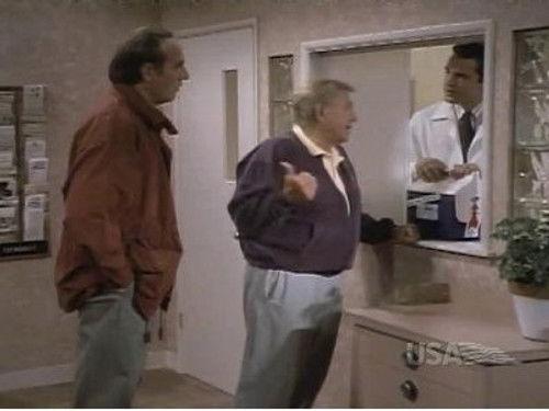 Coach Season 6 Episode 20 - The Stand-In