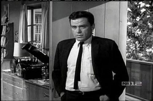 Perry Mason Season 7 Episode 20 - The Case of the Frightened Fisherman