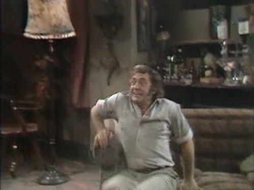 Steptoe and Son Season 8 Episode 6 - Seance in a Wet Rag and Bone Yard