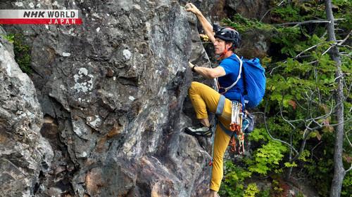 Wild Hokkaido! Season 6 Episode 12 - Rock Climbing in Otaru