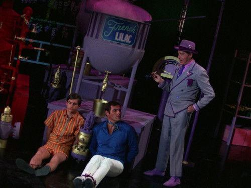 Batman Season 3 Episode 18 - Louie's Lethal Lilac Time