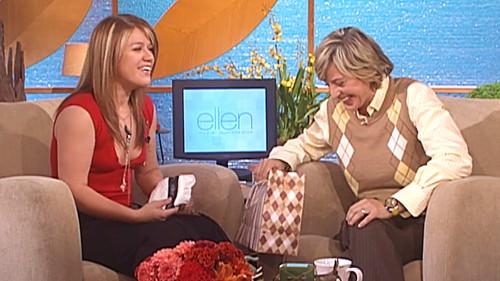 The Ellen DeGeneres Show Season 2 Episode 1 - Kelly Clarkson, Noah Wyle (Season Premiere)