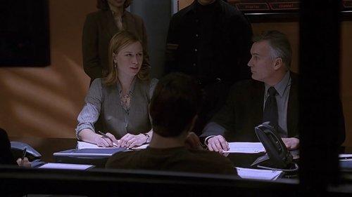 24 Season 3 Episode 15 - Day 3: 3:00 A.M.-4:00 A.M.