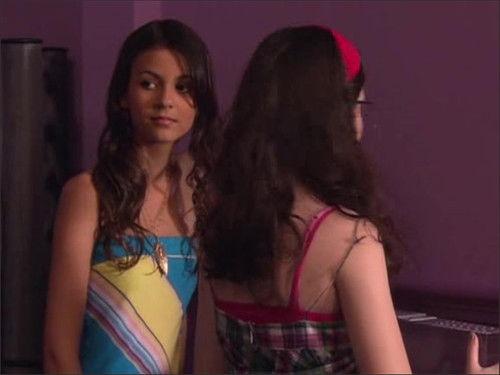 Zoey 101 Season 3 Episode 1 - Surprise