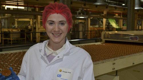 How Do They Do It? Season 12 Episode 1 - Logging, Tiles, Jaffa Cakes