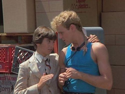 Square Pegs Season 1 Episode 8 - Open 24 Hours