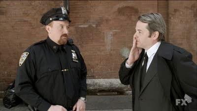 Louie Season 1 Episode 6 - Heckler / Cop Movie