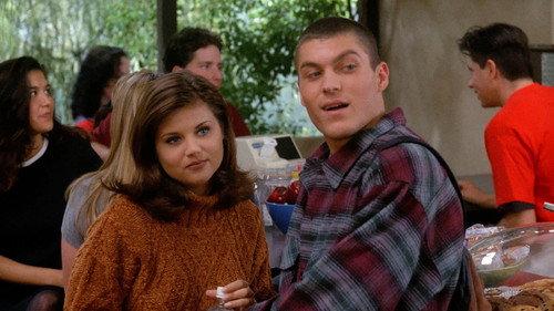 Beverly Hills, 90210 Season 6 Episode 17 - Fade In, Fade Out