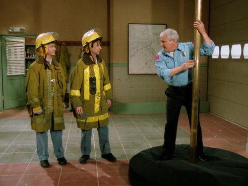 Perfect Strangers Season 6 Episode 23 - Great Balls of Fire