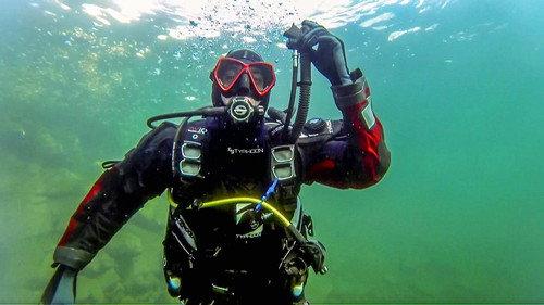 How Do They Do It? Season 11 Episode 14 - Balsamic Vinegar, Drysuits, Stunt Plane