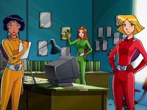 Totally Spies! Season 3 Episode 21 - Head Shrinker Much?