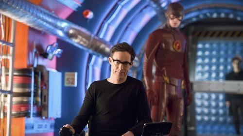 The Flash Season 2 Episode 17 - Flash Back