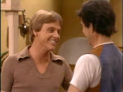 One Day at a Time Season 2 Episode 9 - Schneider's Pride and Joy