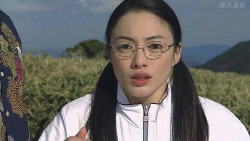 Gokusen Season 2 Episode 1 - Highschool is a once in a lifetime experience, do not waste it! ...That zealous teacher has returned!