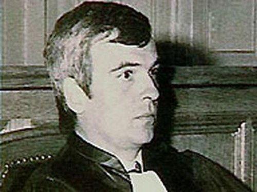 Faites entrer l'accusé Season 3 Episode 3 - Episode 3