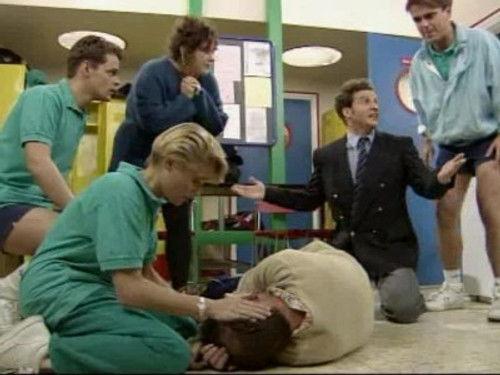 The Brittas Empire Season 3 Episode 2 - That Creeping Feeling