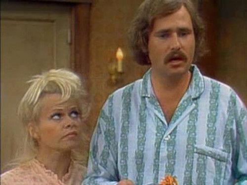 All in the Family Season 5 Episode 5 - Lionel the Live-In