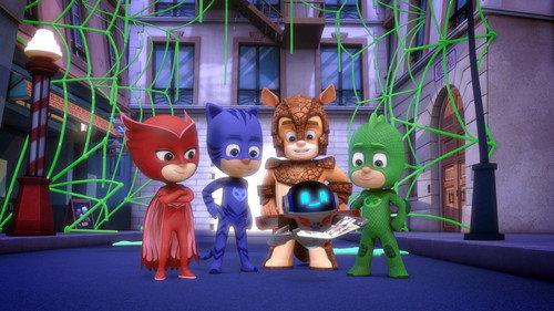PJ Masks Season 4 Episode 5 - Who Let the Moths In?