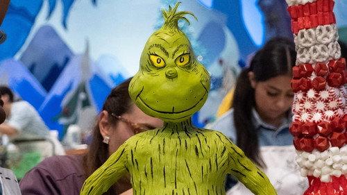 Dr. Seuss Baking Challenge Season 1 Episode 4 - How The Grinch Stole Christmas