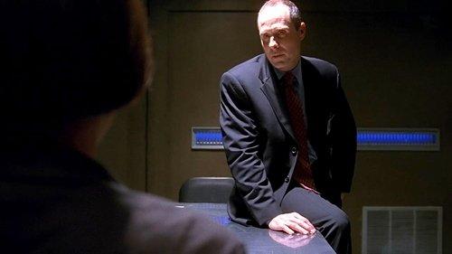 24 Season 3 Episode 7 - Day 3: 7:00 P.M.-8:00 P.M.