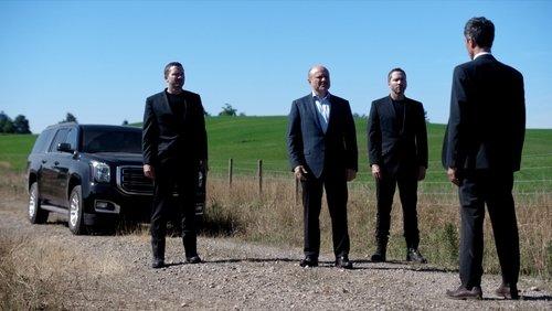 Travelers Season 2 Episode 12 - 001