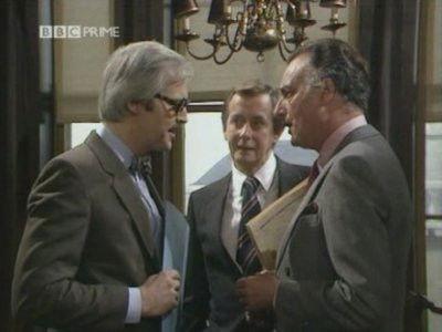 Yes Minister Season 3 Episode 2 - The Challenge