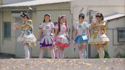Idol × Warrior Miracle Tunes! Season 1 Episode 33 - Big Trouble! We Can't Transform into Our Final Mode?