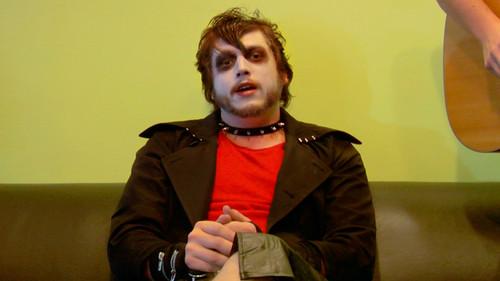 Hardly Working Season 1 Episode 27 - Goth Dave Matthews Fan