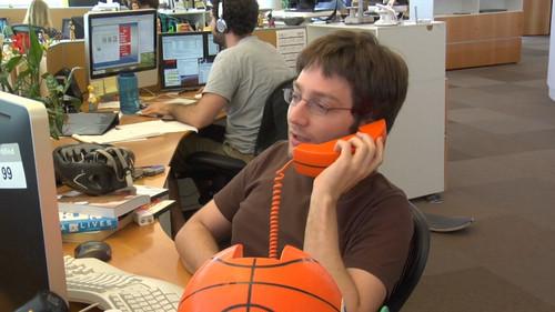 Hardly Working Season 4 Episode 1 - Jinx