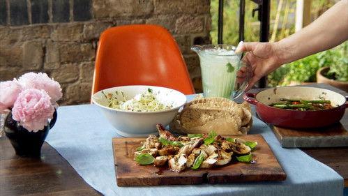 Jamie's 30-Minute Meals Season 2 Episode 13 - Stuffed Cypriot Chicken