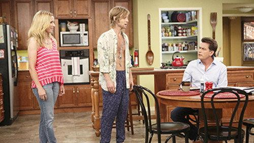 Anger Management Season 2 Episode 32 - Charlie and the Prison Riot