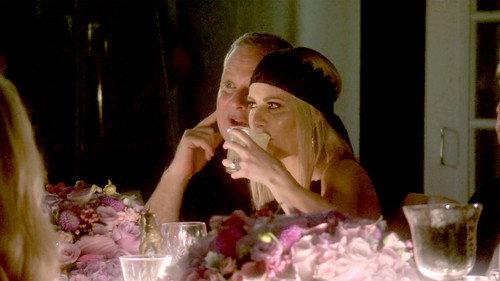 The Real Housewives of Beverly Hills Season 8 Episode 4 - Lights Out!