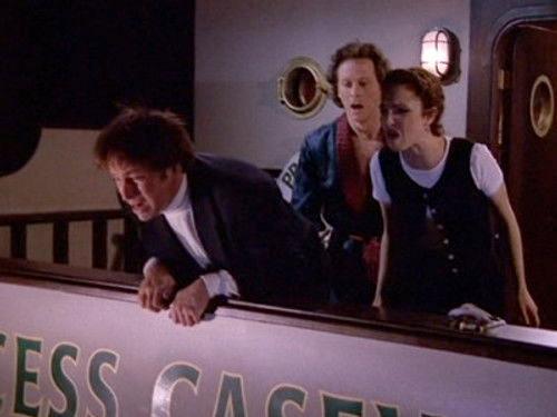 Wings Season 7 Episode 25 - Love Overboard