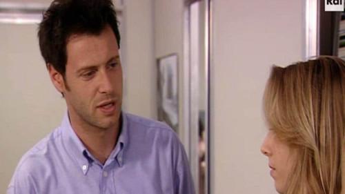 A doctor in the family Season 4 Episode 17 - Controfigure