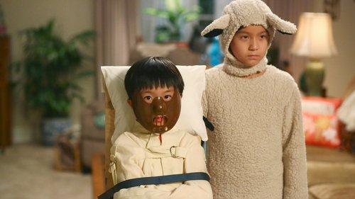 Fresh Off the Boat Season 2 Episode 5 - Miracle on Dead Street