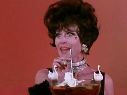 Bewitched Season 7 Episode 11 - The Corsican Cousins